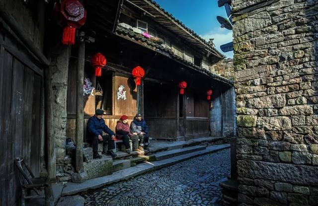 微信可以绑定同一个银行的两张银行卡吗？游戏画面